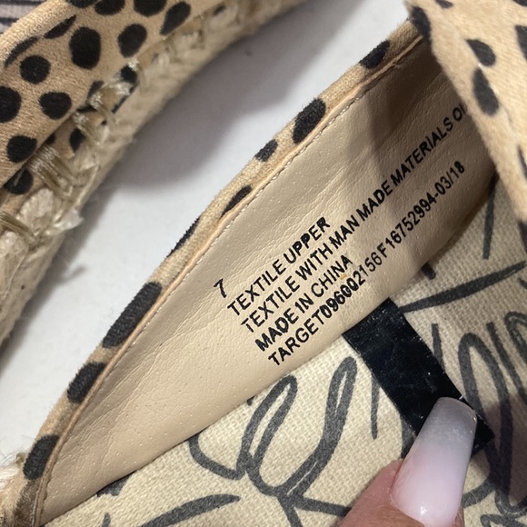 DV ESPADRILLES SHOES FROM TARGET 
Size 7 - Picture 3 of 5